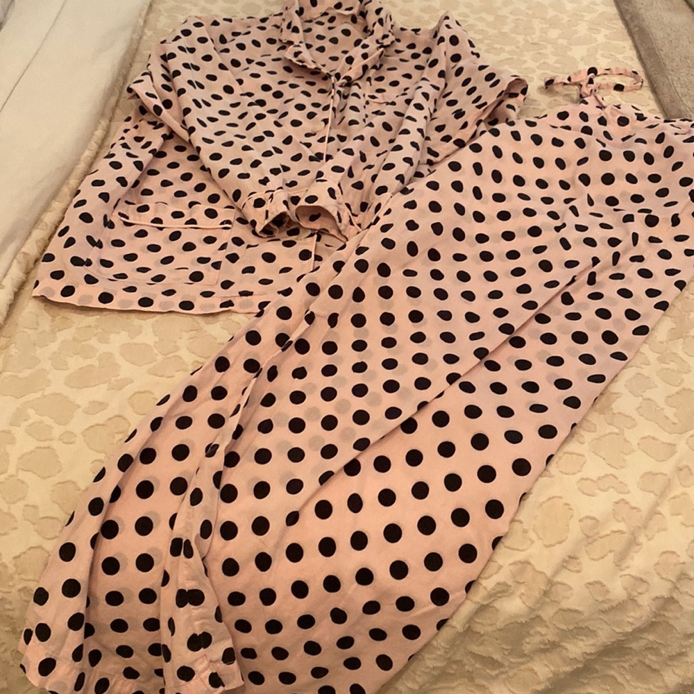Victoria Secret 2 piece pajamas